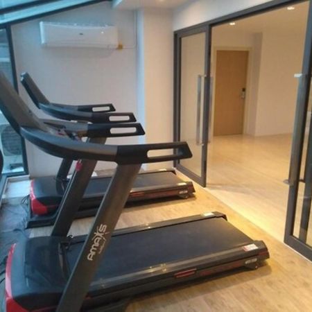 Worita Cove Hotel На Джомтиен Екстериор снимка