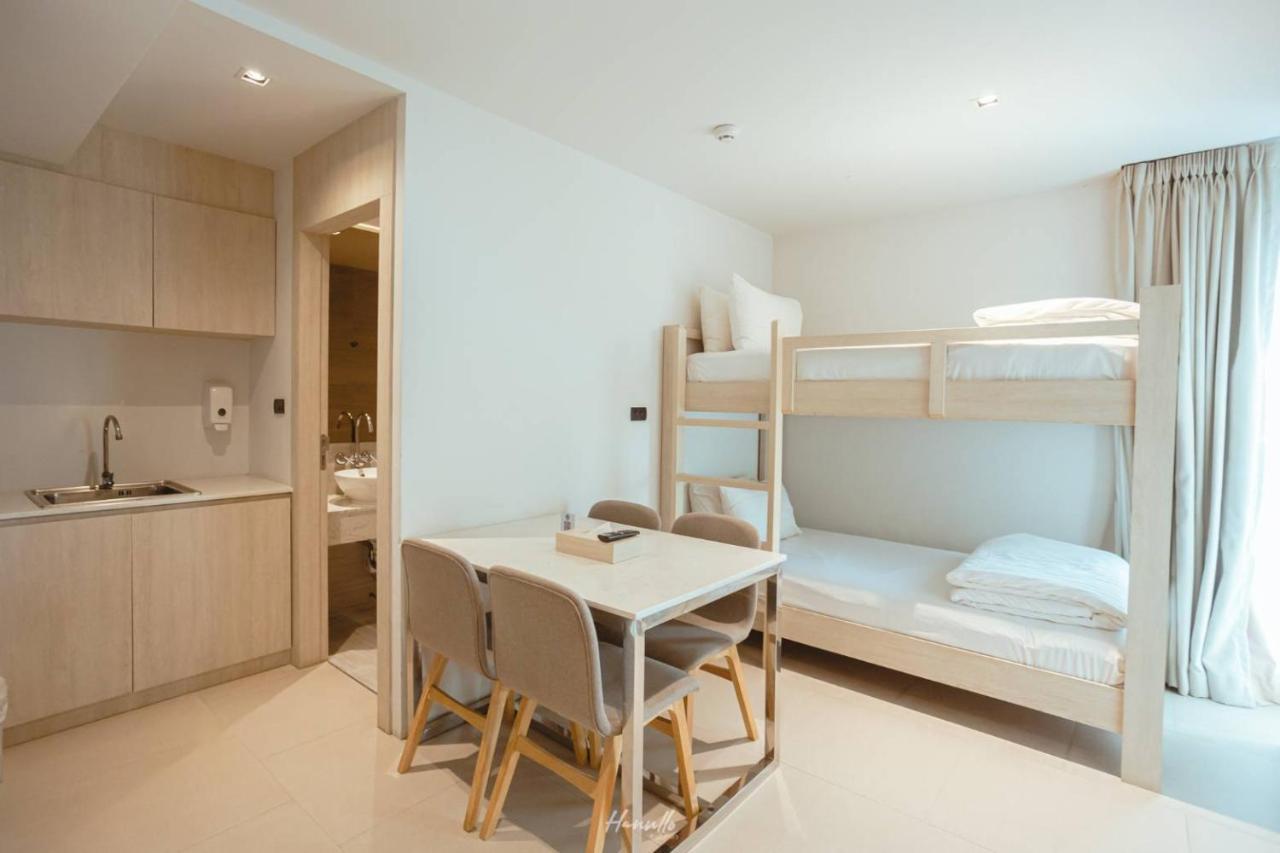 Worita Cove Hotel На Джомтиен Екстериор снимка