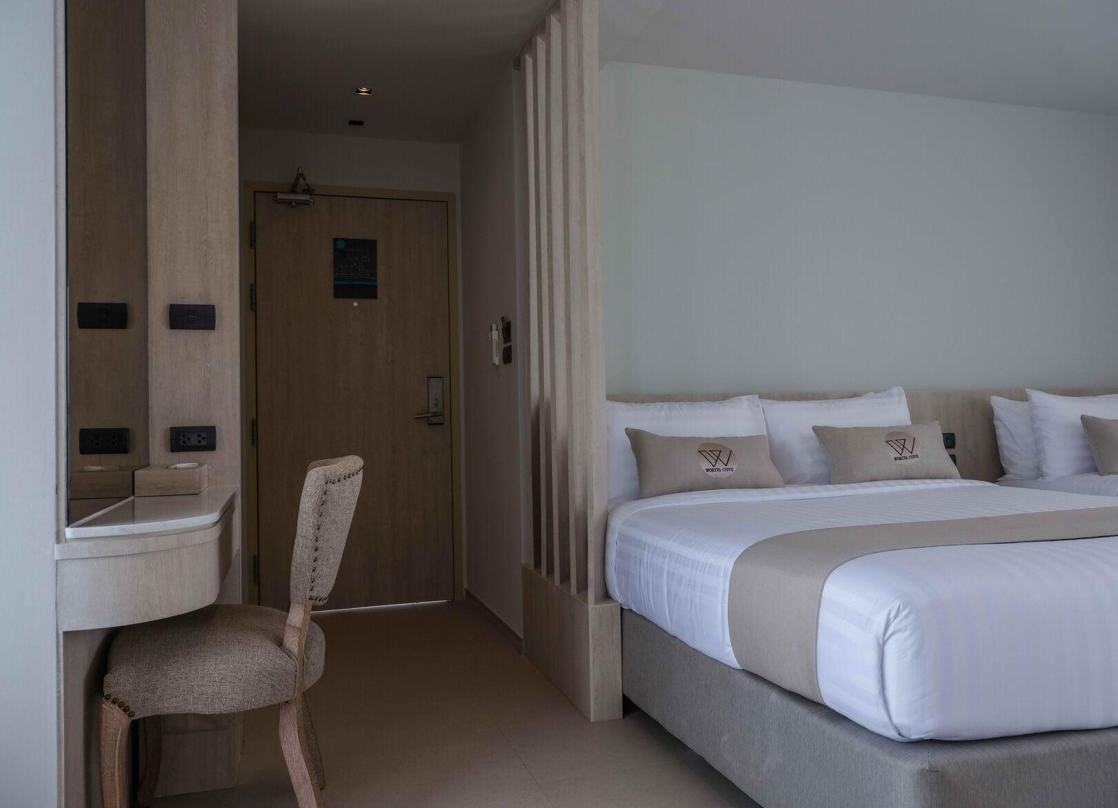 Worita Cove Hotel На Джомтиен Екстериор снимка