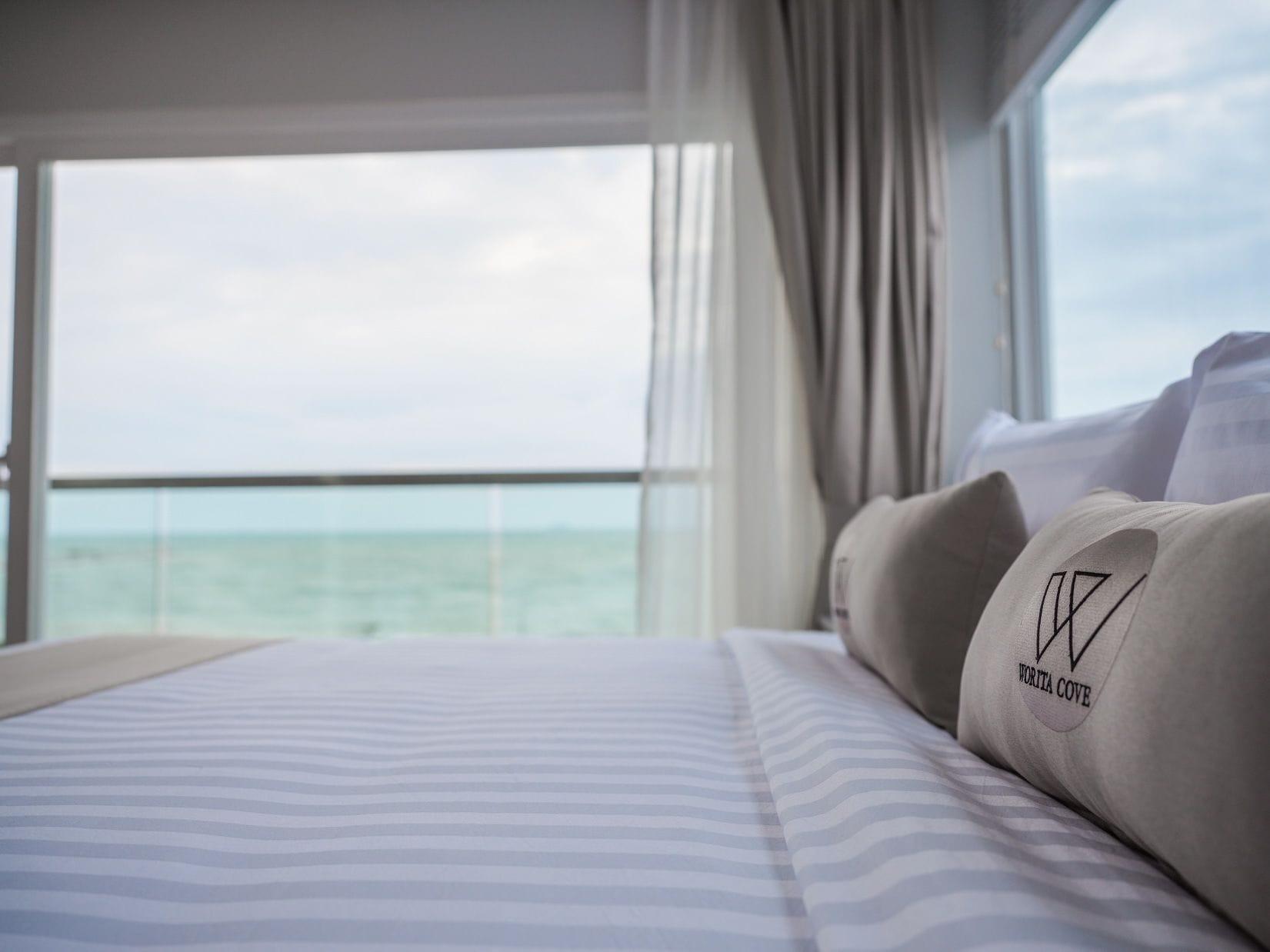 Worita Cove Hotel На Джомтиен Екстериор снимка