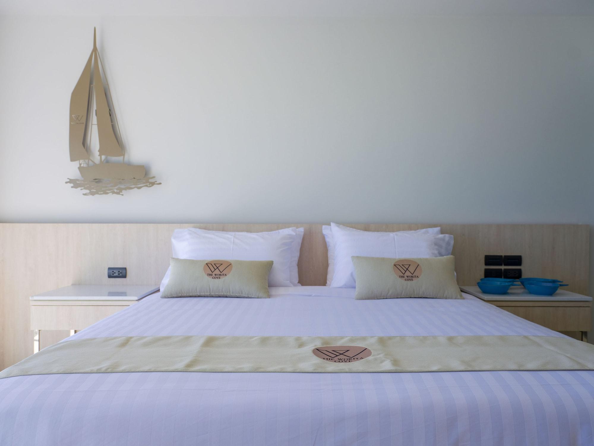 Worita Cove Hotel На Джомтиен Екстериор снимка