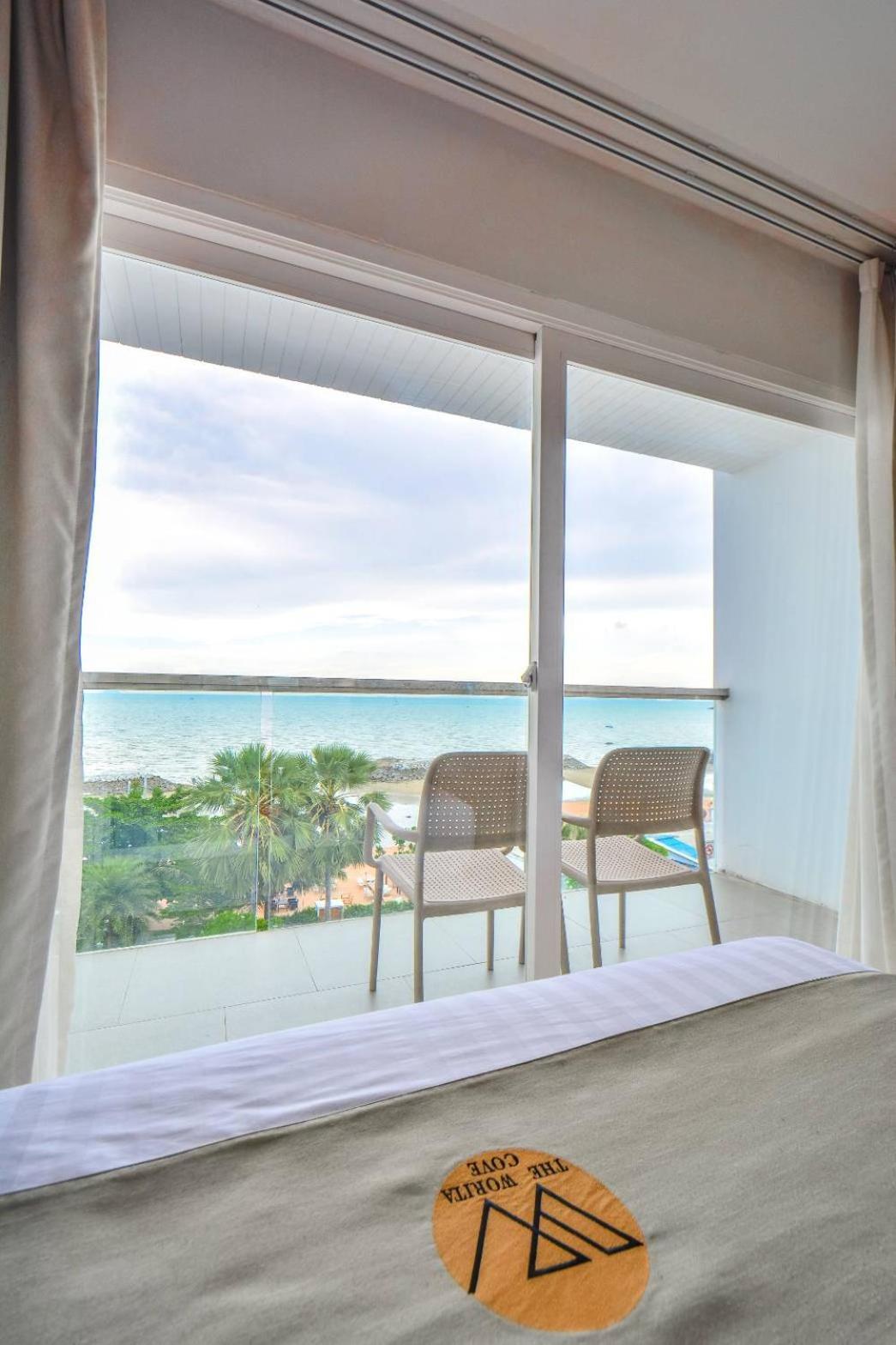 Worita Cove Hotel На Джомтиен Екстериор снимка