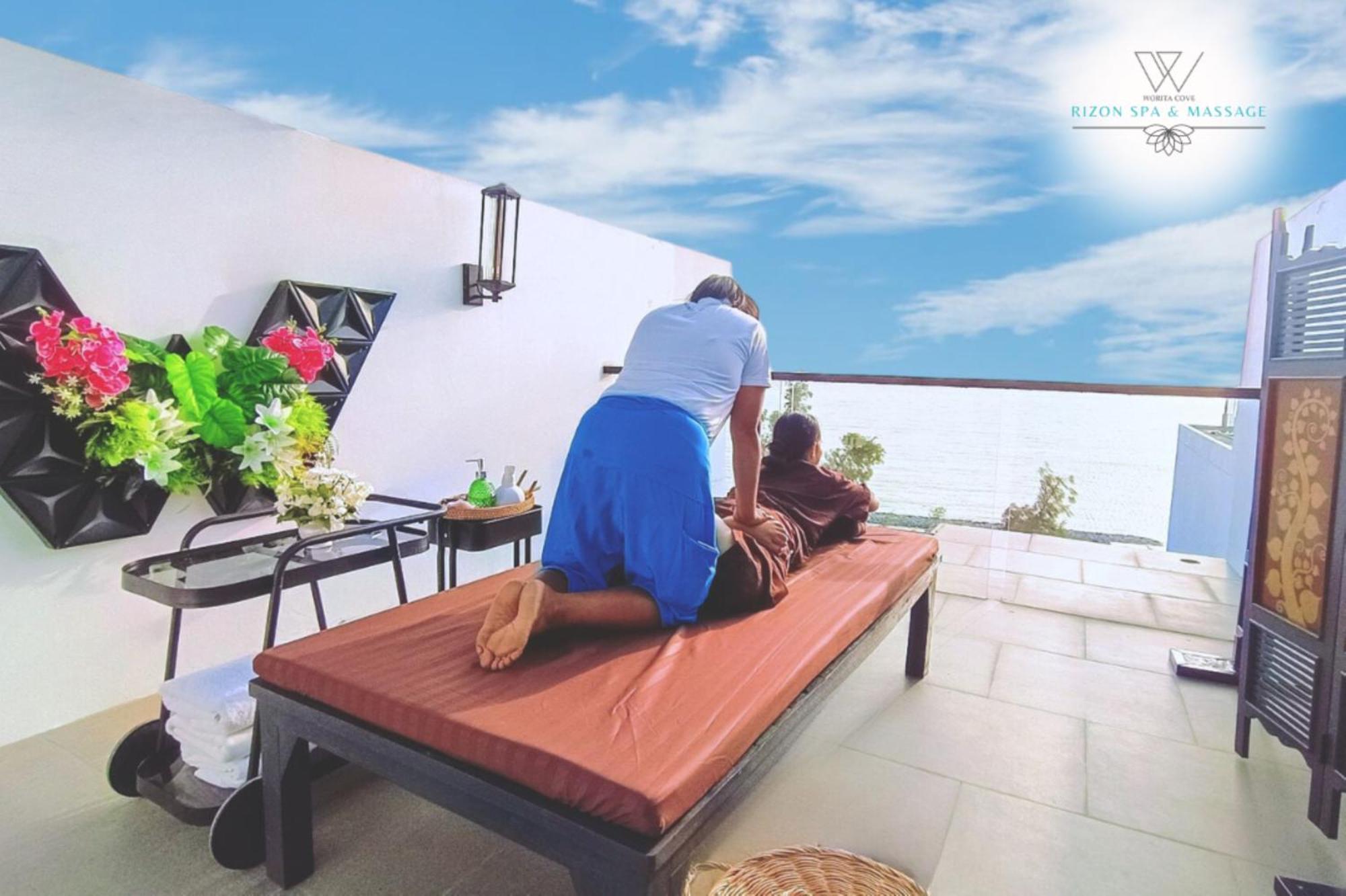 Worita Cove Hotel На Джомтиен Екстериор снимка